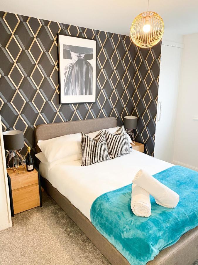 Tudors eSuites 3 Bed House Garden&Netflix Birmingham Buitenkant foto