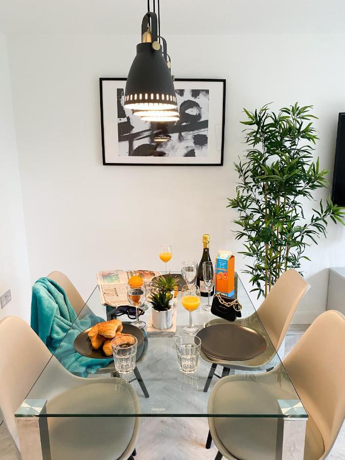 Tudors eSuites 3 Bed House Garden&Netflix Birmingham Buitenkant foto